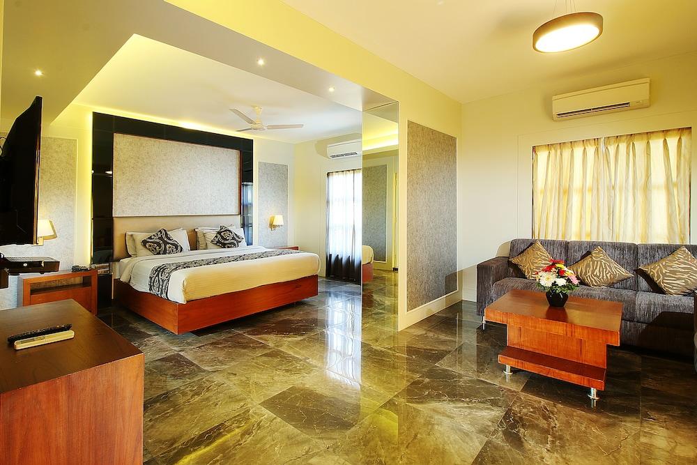 Calangute Grande Hotel Exterior photo