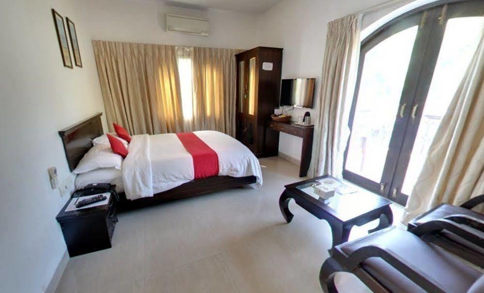 Calangute Grande Hotel Exterior photo